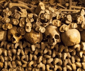 paris catacombs
